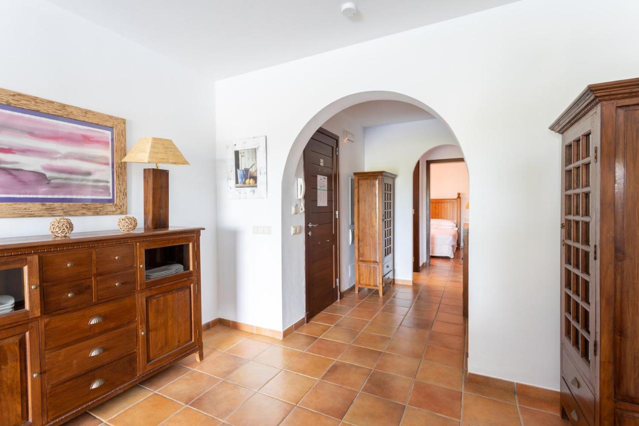 Villas Finesse Son Bou Exterior foto